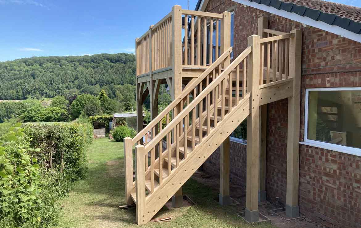 Stairway & Balcony - Deanoak